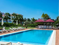 Aparthotel Areias Village