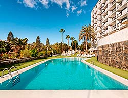Aparthotel Folias