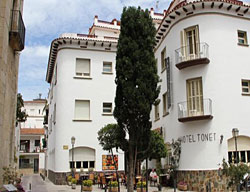 Hostal Tonet
