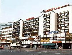 Hotel A & O City West