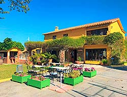 Hotel Adonis Capital