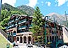 Hotel Crest