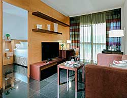 Hotel Hesperia Fira Suites Barcelona