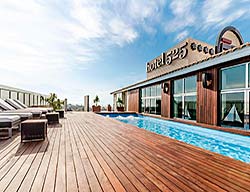 Hotel Husa 525